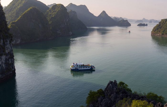 Estella cruise - Halong bay luxury day tour