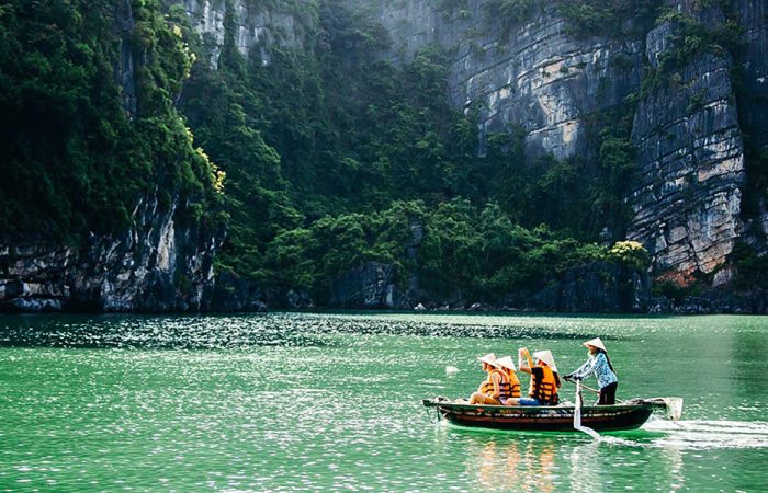 Best of Hanoi and Ha Long 4 days 3 nights